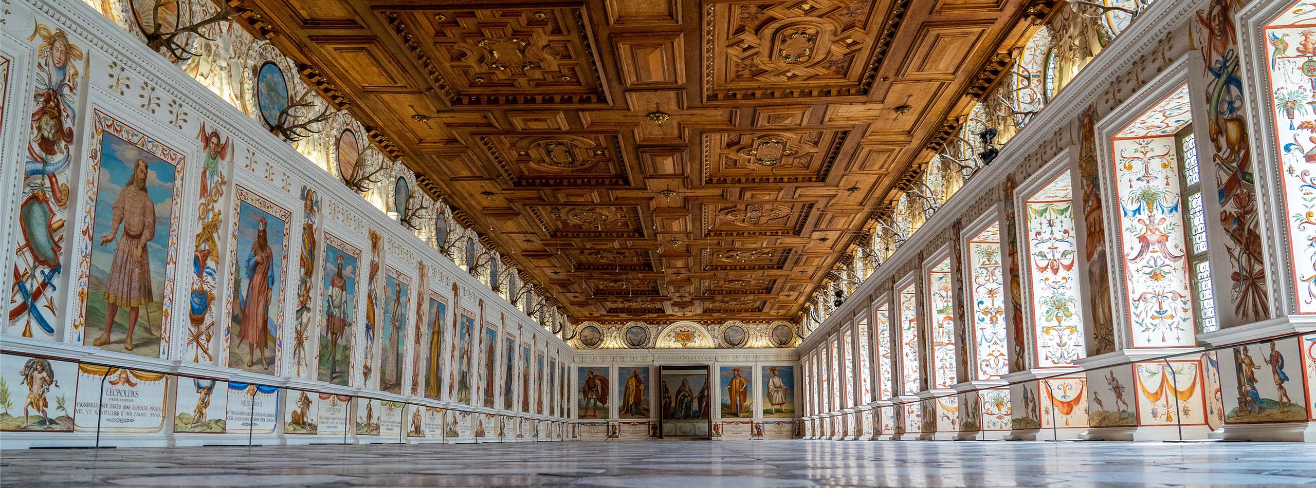 Schloss Mitterhart – Schloss Tour Schloss Mitterhart - Schloss Tour