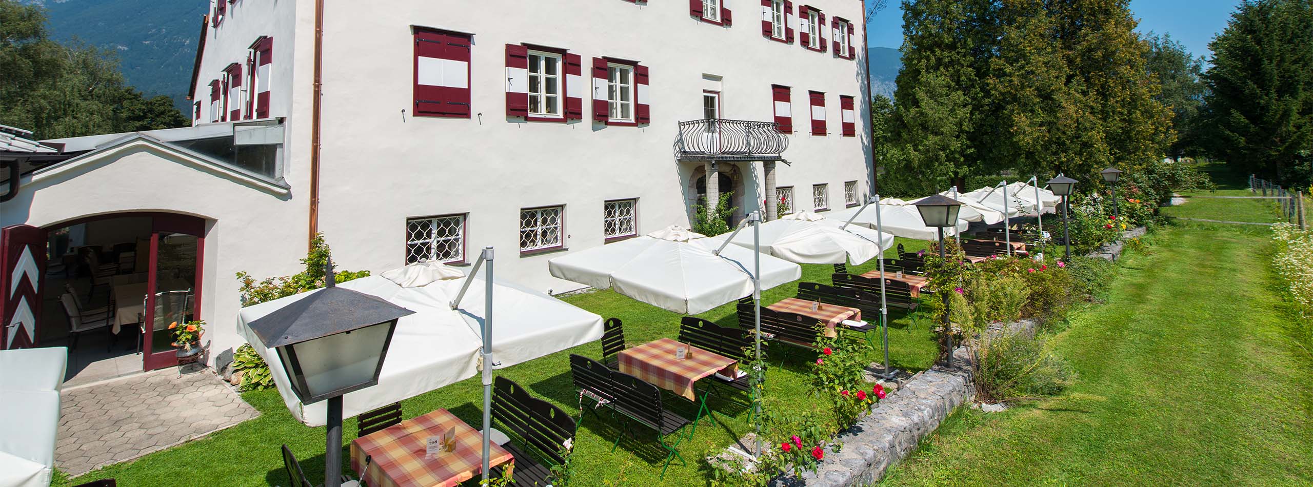 Schlosshotel Mitterhart – Gärten und Terrasse Schlosshotel Mitterhart - Gärten und Terrasse