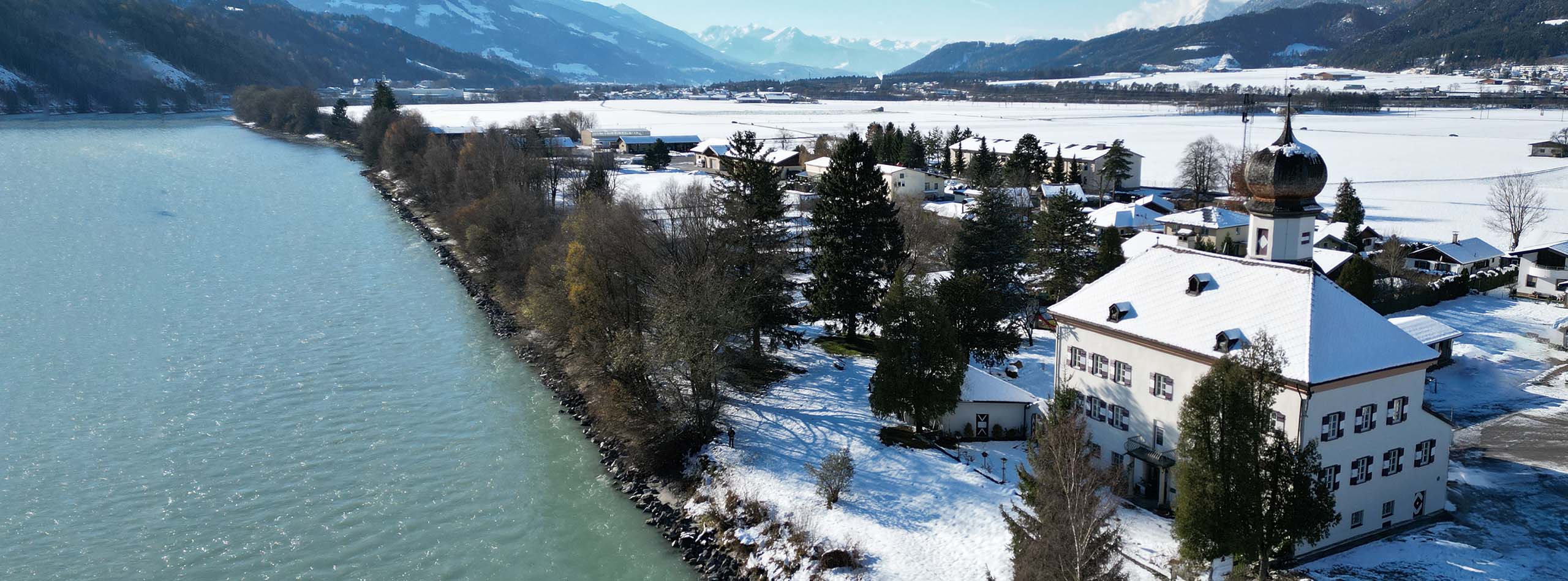 Schlosshotel Mitterhart Drohne Weihnachten2023 (c) Said Boumahdi (9) bearb New Year's Eve Tirol | Raunächte at Schloss Mitterhart | 5 or 7 nights
